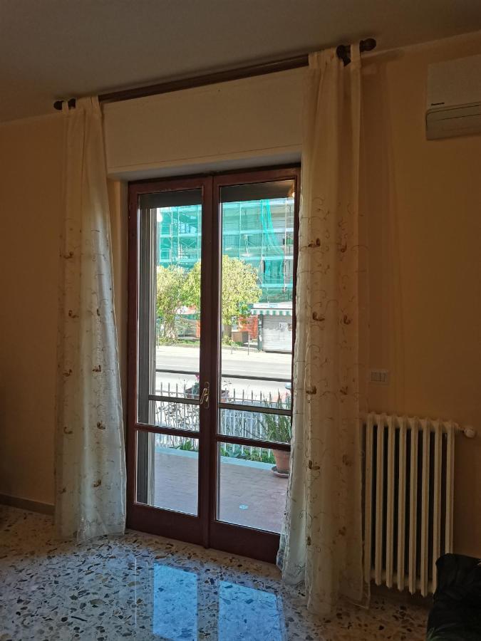 Domus Lineker Apartment เวนาโฟร ภายนอก รูปภาพ