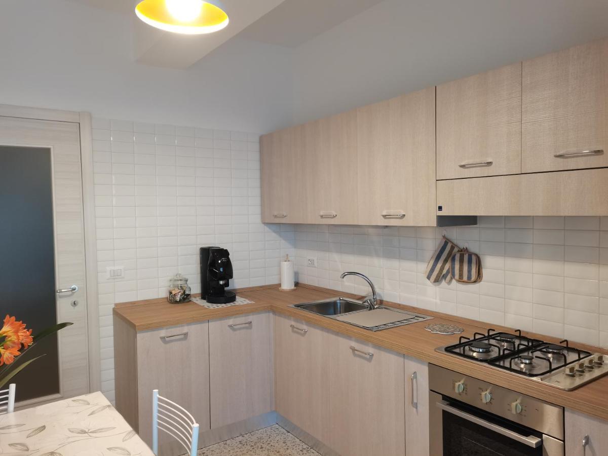 Domus Lineker Apartment เวนาโฟร ภายนอก รูปภาพ