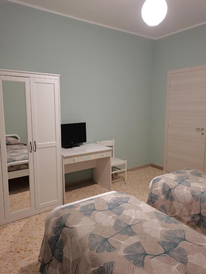Domus Lineker Apartment เวนาโฟร ภายนอก รูปภาพ