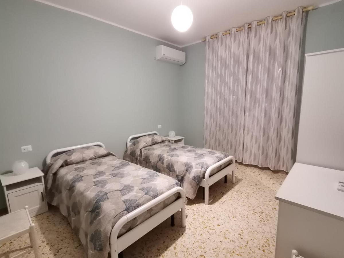 Domus Lineker Apartment เวนาโฟร ภายนอก รูปภาพ